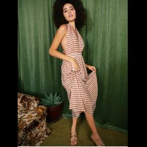 🔥BNWT Backless halter dress